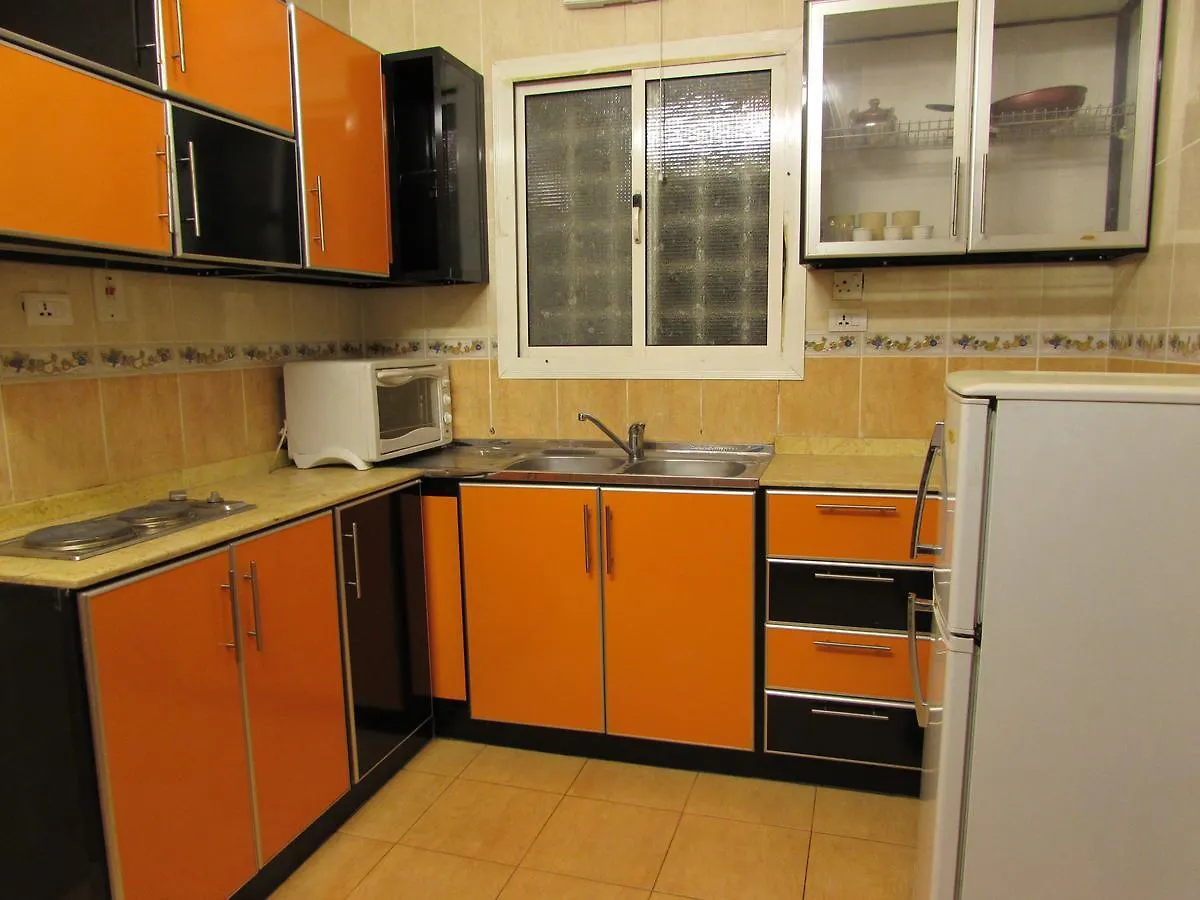 Ξενοδοχείο με διαμερίσματα Zahrat Al Naseem Furnished Apartments Τζέντα